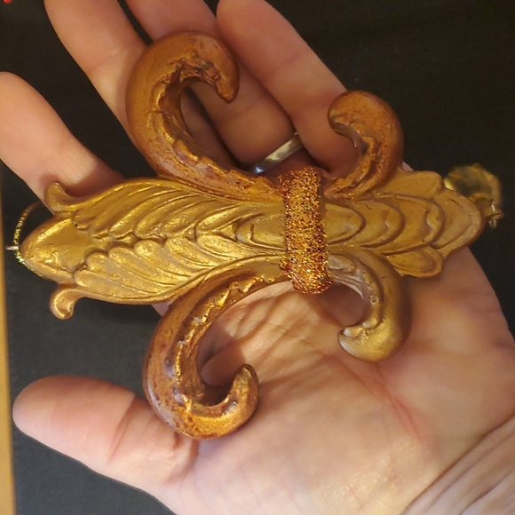 Fleur de Lis Resin Copper Colored Beaded Ornament 7in - Picture 3 of 3